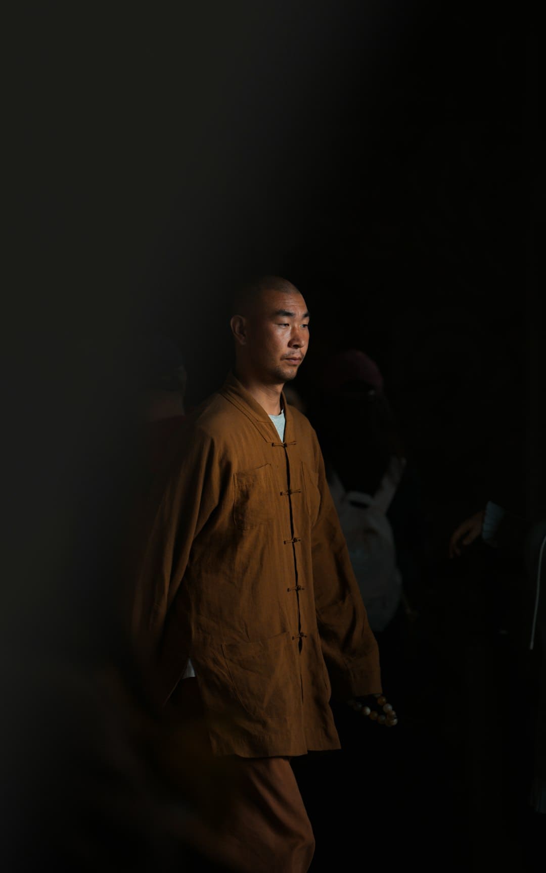 《我是歌手》闭幕，那英凭《像梦相同自在》荣膺歌王